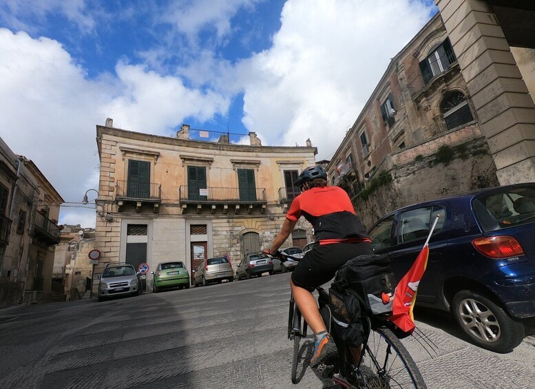 Picture 2 for Activity Catania: Electric Bike Rental