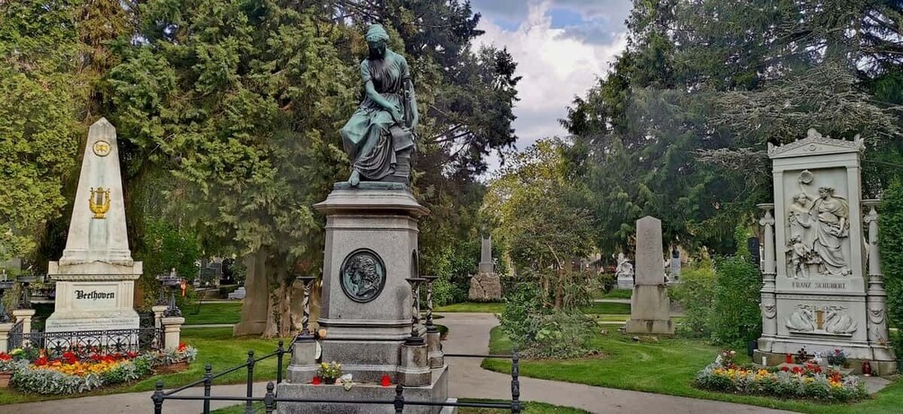 Vienna: Private Walking Tour of the Central Cemetery