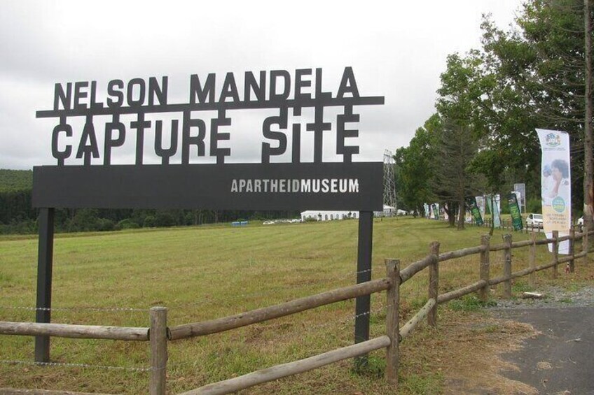Drakensberg and Nelson Mandela Capture Site Full-Day Private Tour