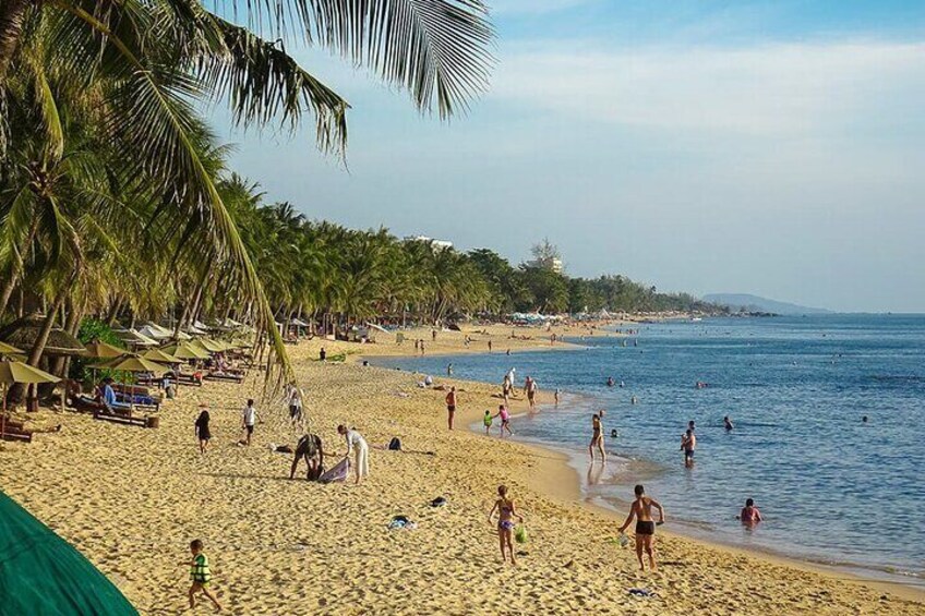 Long Beach - Local Beach