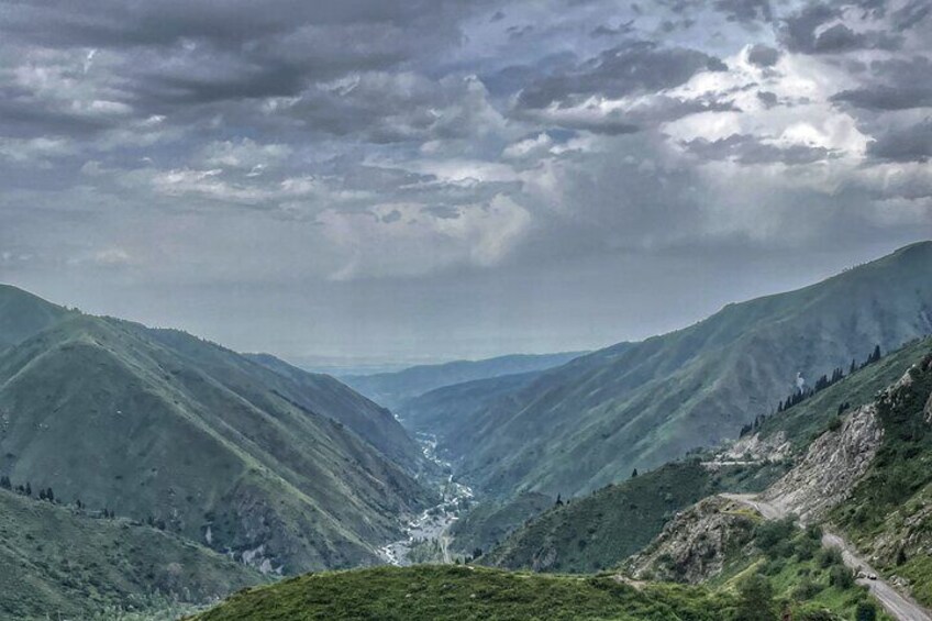 Lake Issyk Tour with the exclusive trout farm and lunch