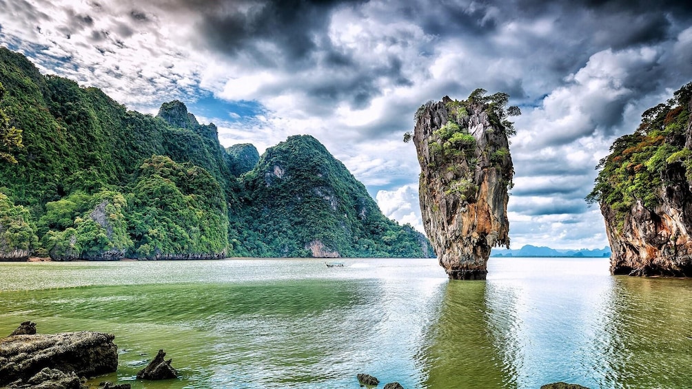 James Bond Island by Cruise