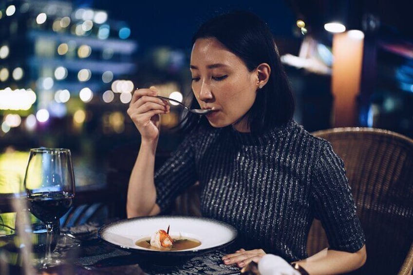 Manohra Cruise Luxury Dining