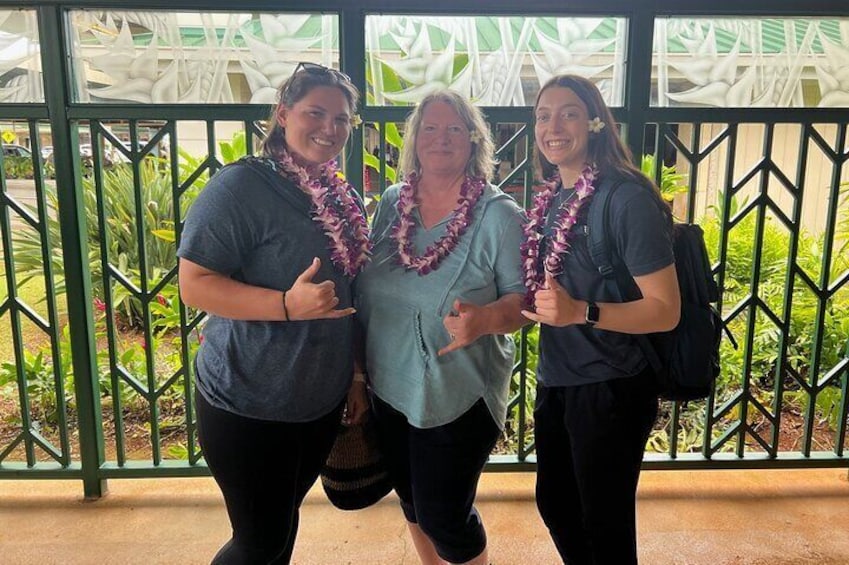 Kauai Airport Lei Greeting