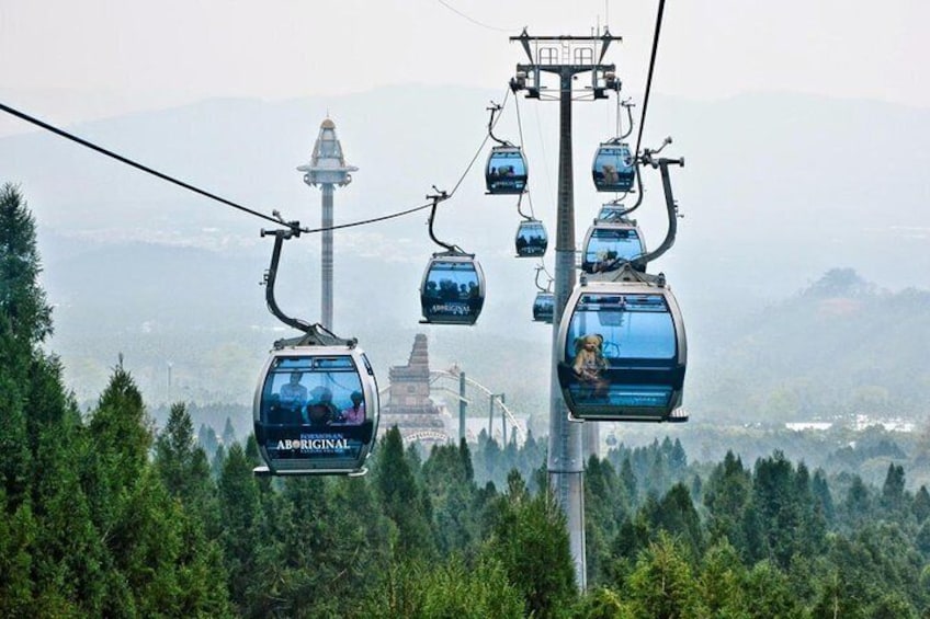 Genting Highlands Day Trip from Kuala Lumpur with Skyway Cable Car Ride