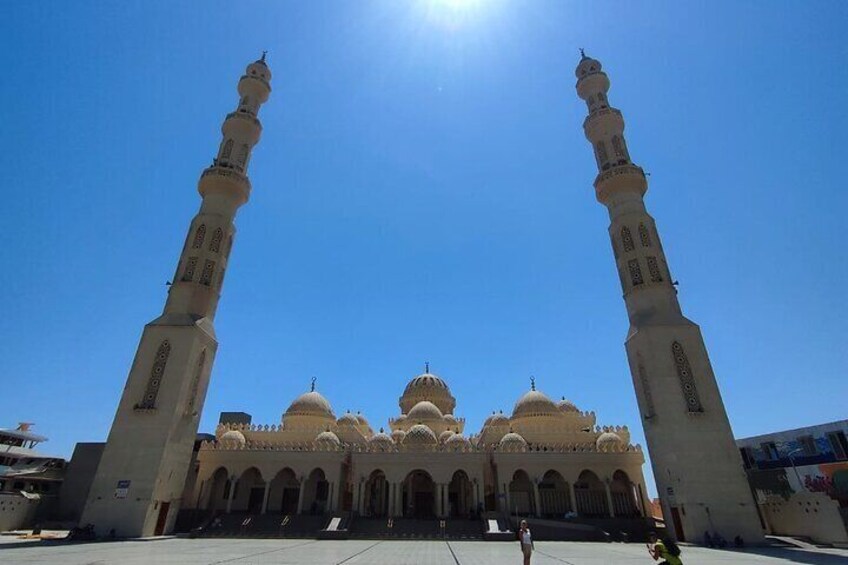 Private Shopping and City Tour in Hurghada