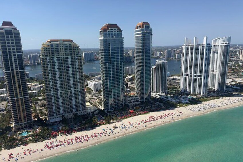 Helicopter Tour: EVERGLADES, HARD ROCK GUITAR & BEACHES