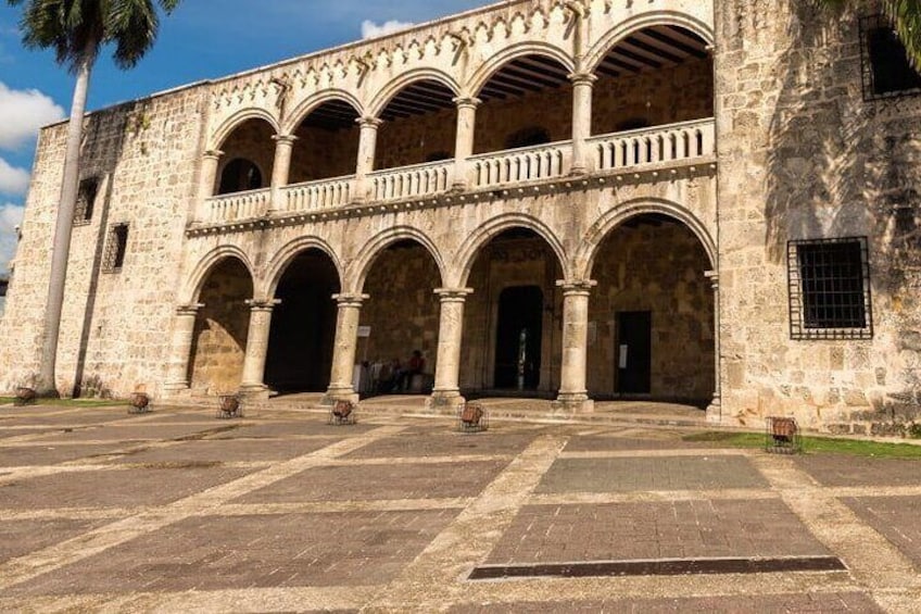 Santo Domingo Cultural VIP Tour From Cap Cana