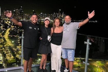 PRIVATE NIGHT TOUR in Ciudad PANAMA + 360° POIN views