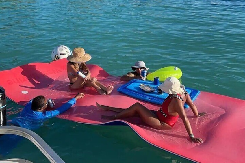 La Parguera Boat Tour with Transportation