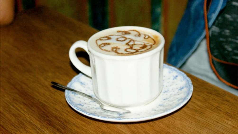 Carregar foto 2 de 5. Cup of fresh coffee on the Coffee Tasting tour in Bogota
