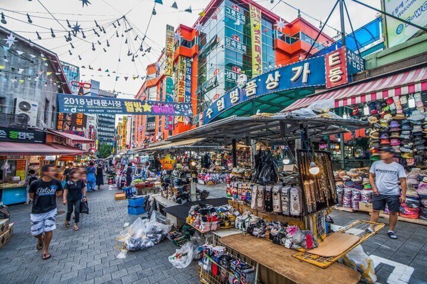 Past and Present in Seoul with Lunch and Pick up included