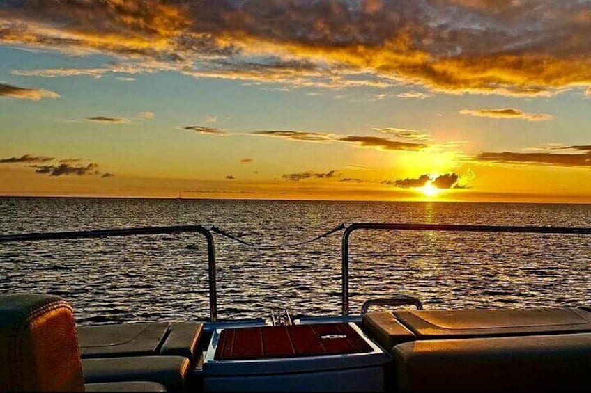 Private Luxury Champagne Sunset Cruise