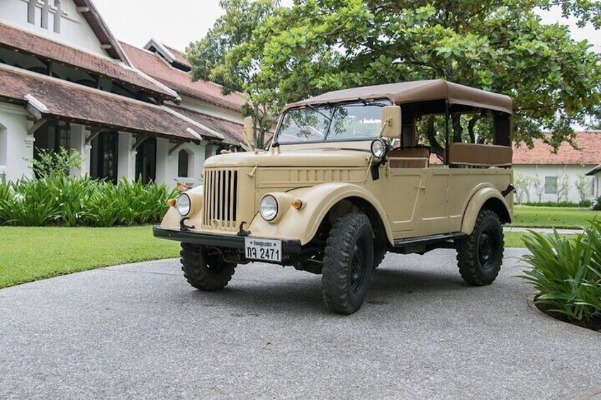 Full-Day Private Tour in Luang Prabang with Vintage Jeep