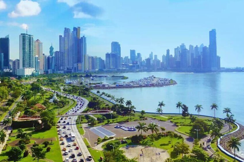 Panamá es un país ubicado en el istmo que une América Central y América del Sur. 