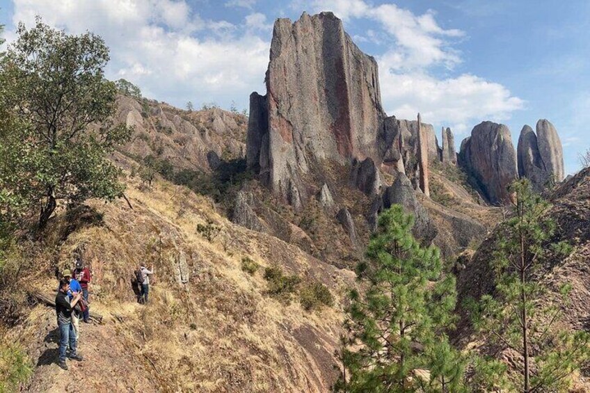 La Pirámide Park // EXPLORE LA YERBA CANYON