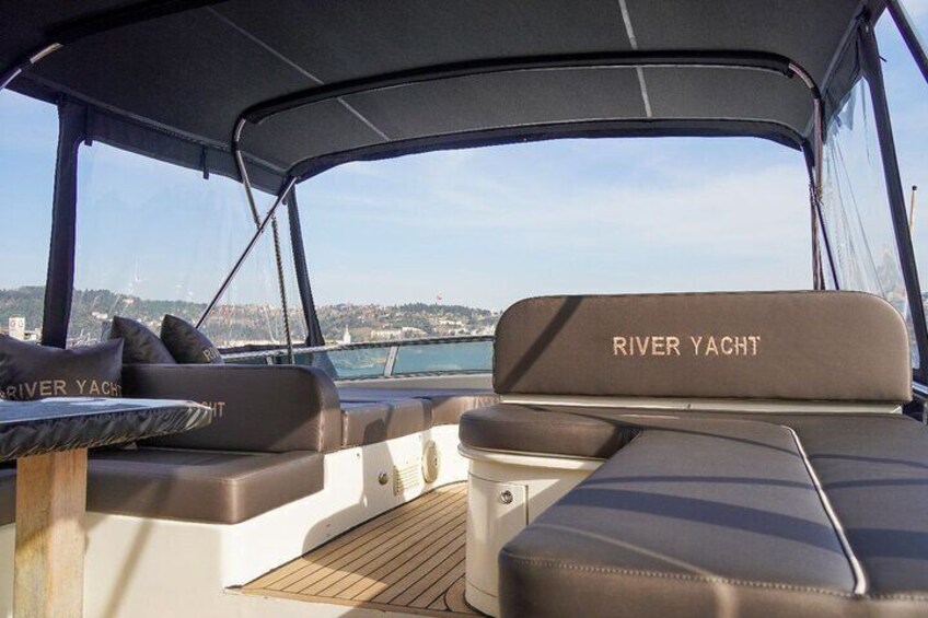 2-Hours Luxury Private Yacht Cruise on Bosphorus Istanbul 