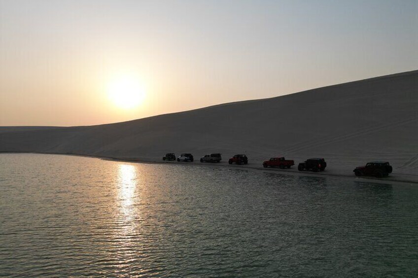  Premium Sunset Safari Tour from Doha: Sealine, Sand Dunes, and Beach