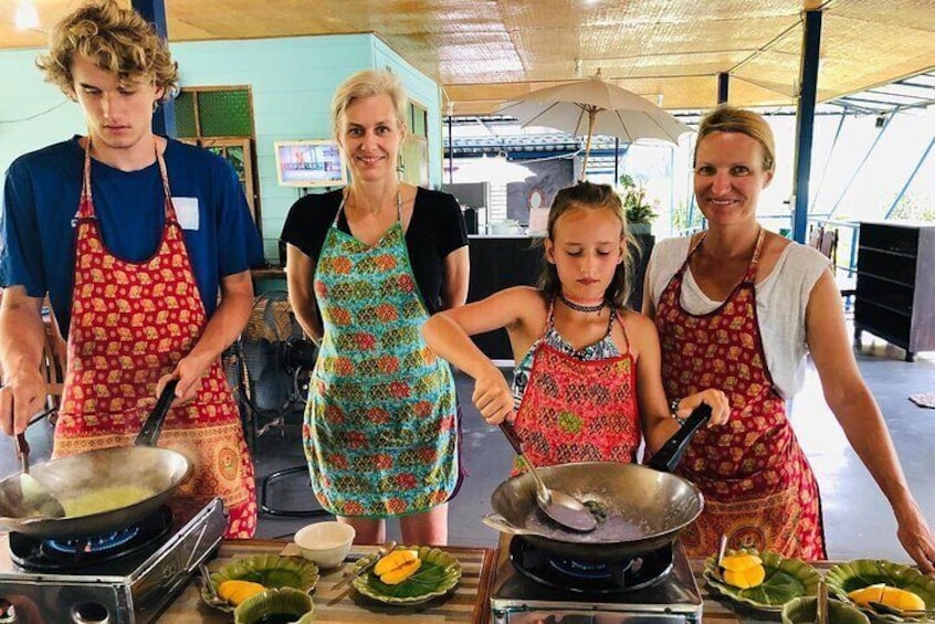 Cooking with Fresh Ingredients at Organic Farm with Local Market - Chiang Mai