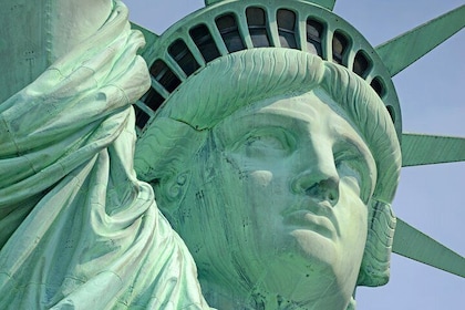 Private Statue of Liberty and Ellis Island Tour