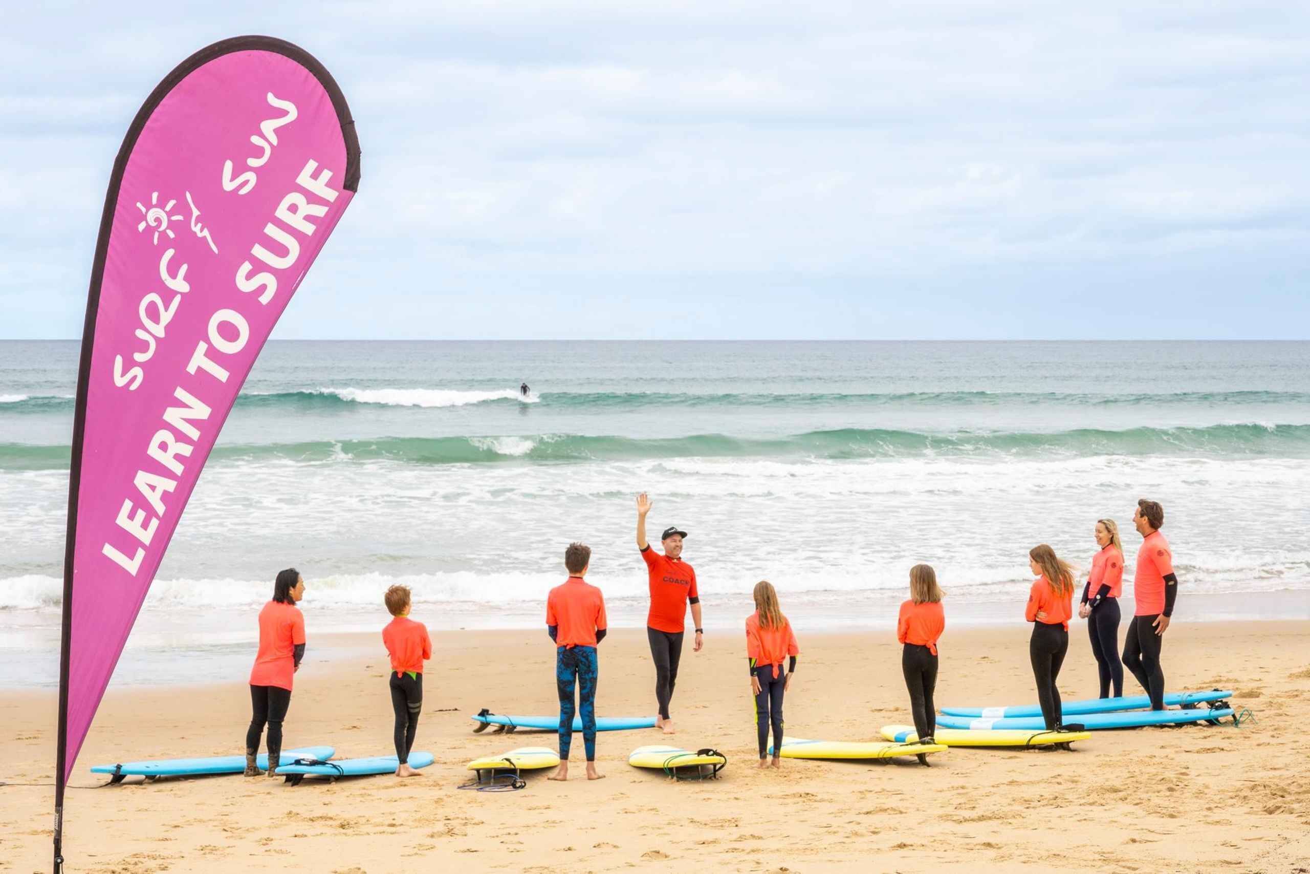 Adelaide: Surfing Lesson at Middleton Beach with Equipment