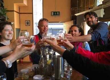 กลาสโกว์: ทัวร์เดินชมพร้อมชิมเบียร์