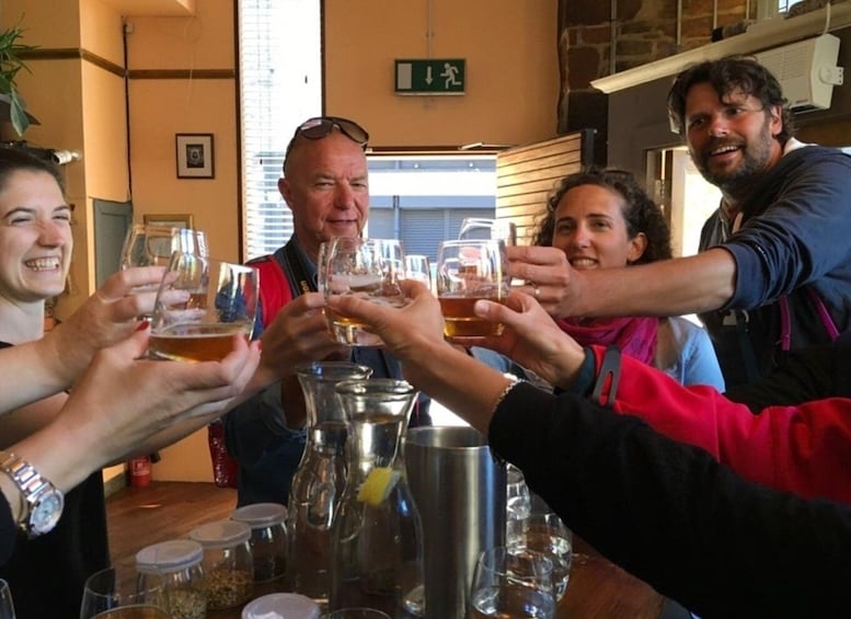 Glasgow: Walking Tour With Beer Tasting