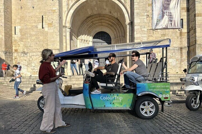 Lisbon Highlights: Private Half-Day Tuk Tuk Adventure Sightseeing