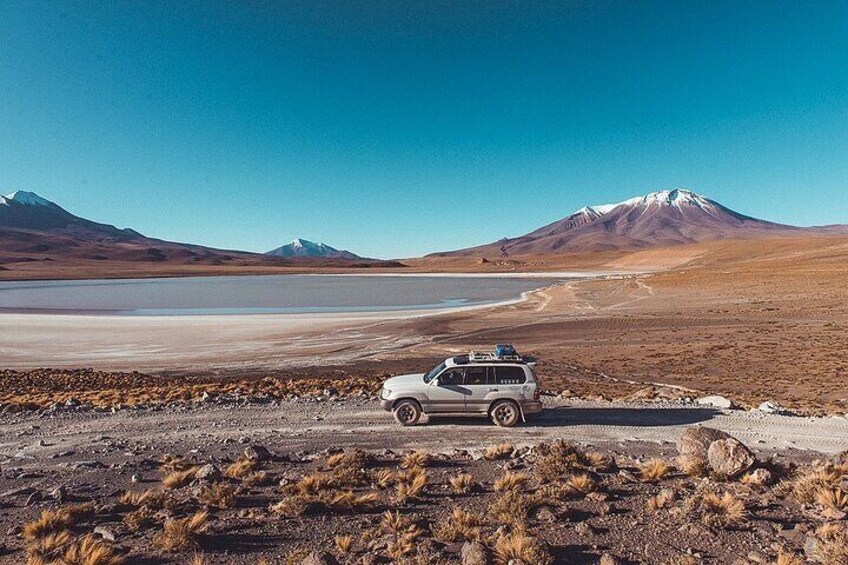 Salar de Uyuni Private Tour from La Paz to Atacama Chile by plane