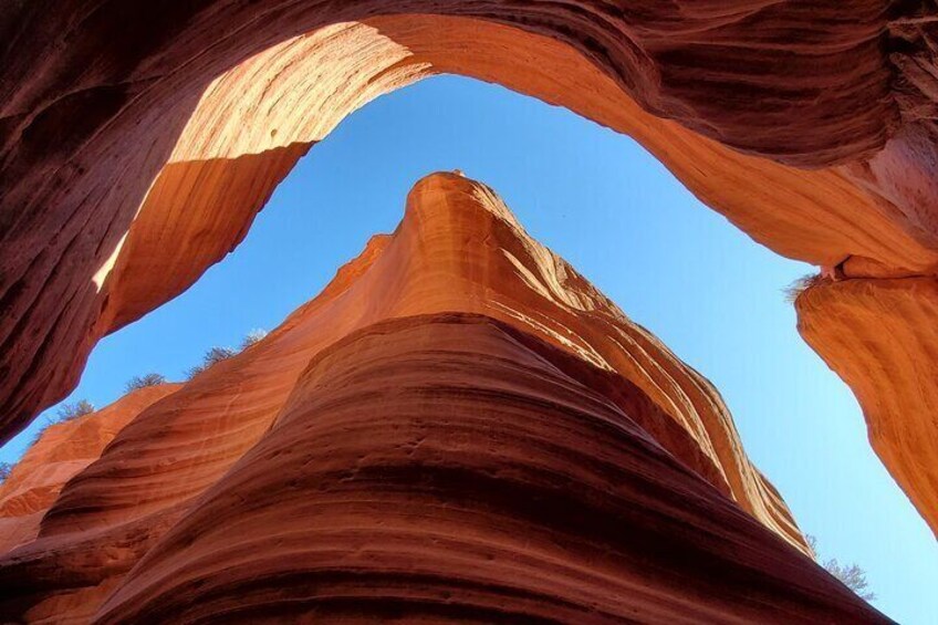 Peek-a-Boo Slot Canyon Value Tour