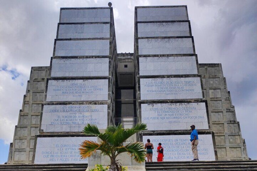 Santo Domingo Cultural VIP Tour From Punta Cana