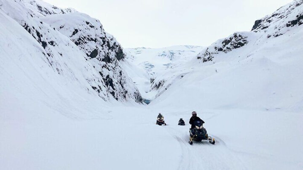 Snowmobile Classic Tour in Kenai Fjords National Park