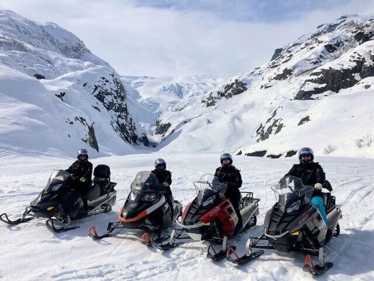 Snowmobile Classic Tour in Kenai Fjords National Park