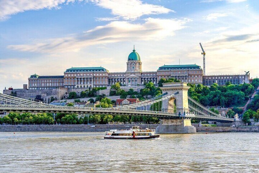 Budapest Premium River Cruises with Welcome Tokaj and Audio Guide