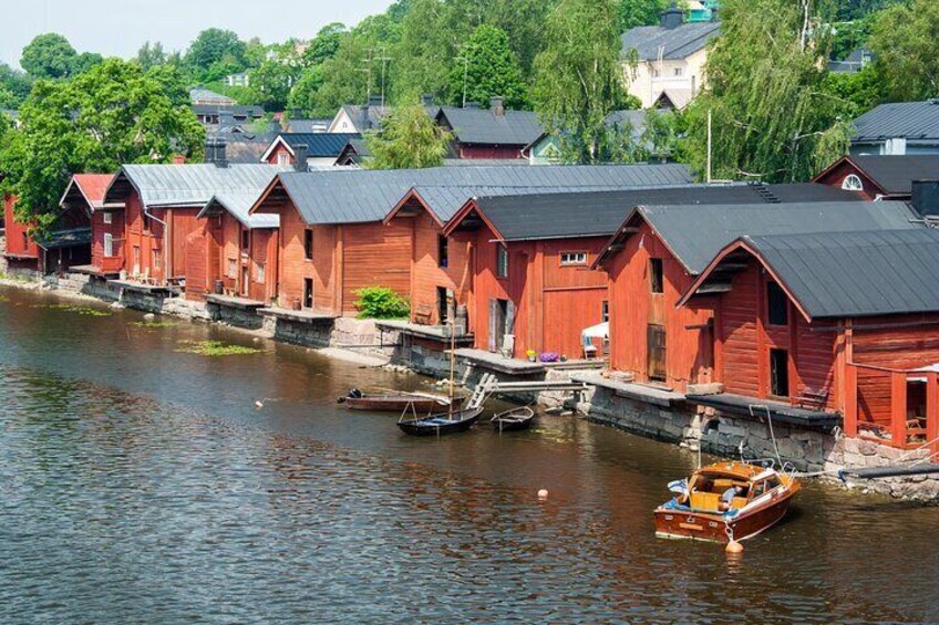 Porvoo All-Way Guided Sightseeing Tour from Helsinki