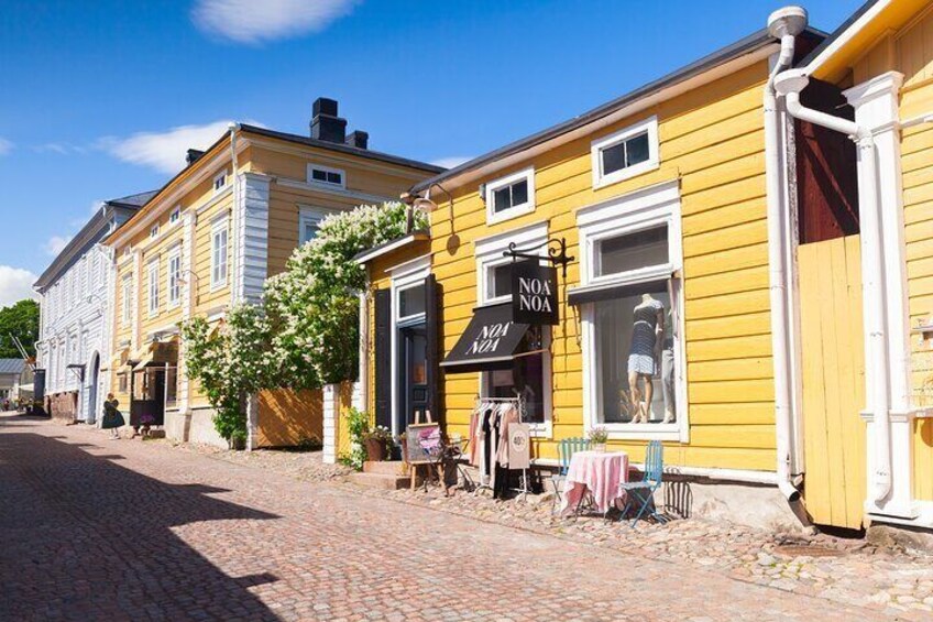 Porvoo All-Way Guided Sightseeing Tour from Helsinki