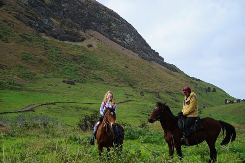 Archaeological horseback riding off the tourist routes in Rapa Nui