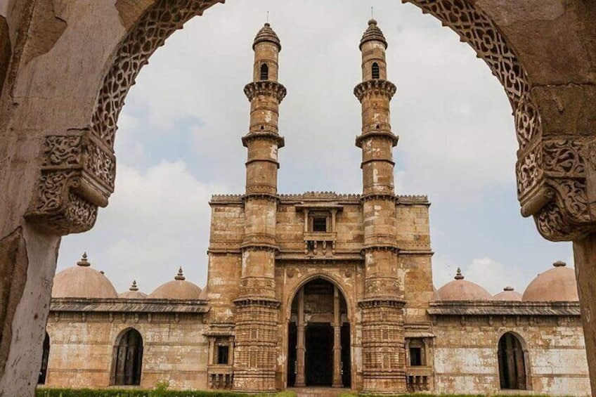 Half-Day Private Sightseeing Tour of Ahmedabad