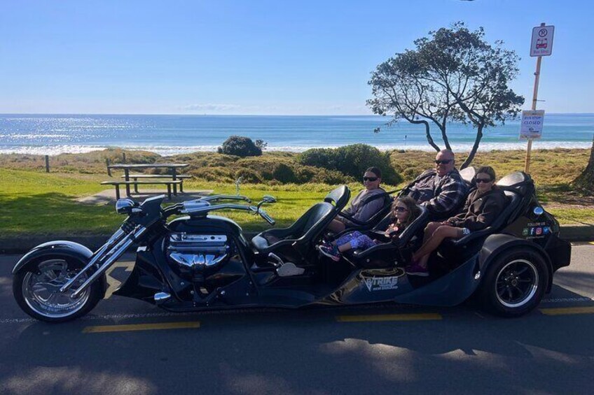 TAURANGA SHORE EXCURSION: V8 TRIKE - 1.5 hour City Sites