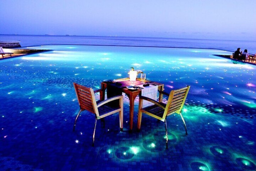 Romantic dinner with Candle at the Nungwi beach