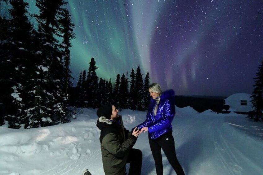 Aurora Borealis Adventure Tour with Photo Lessons/Portraits