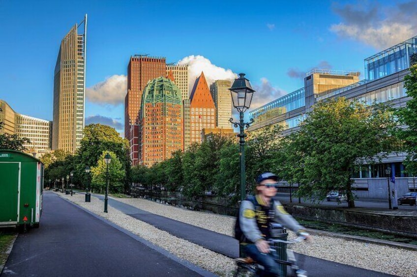 Full-Day Guided Tour to Modern Rotterdam