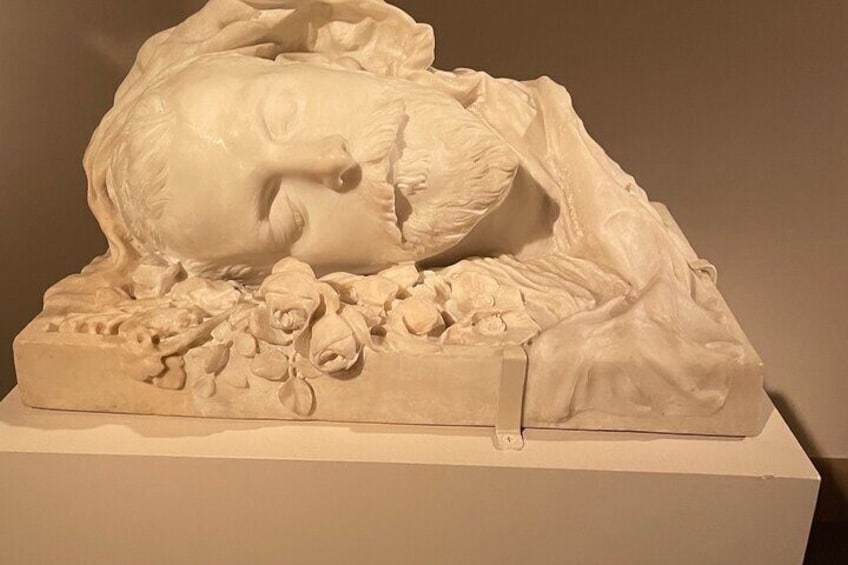 Ghost Stories: A Mysterious, Macabre Tour in the Metropolitan Museum