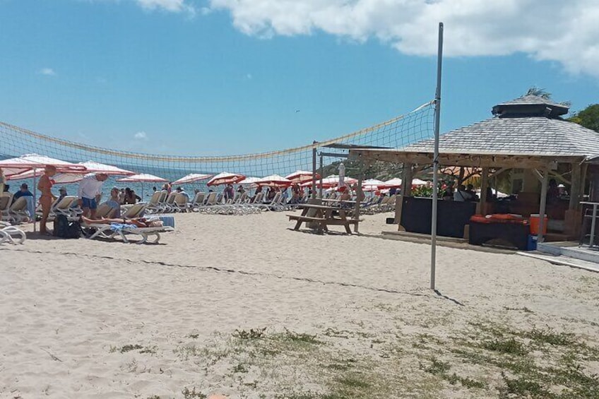 Cockleshell beach excursion