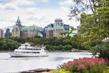 Ottawa City & Cruise VIP Day Tour