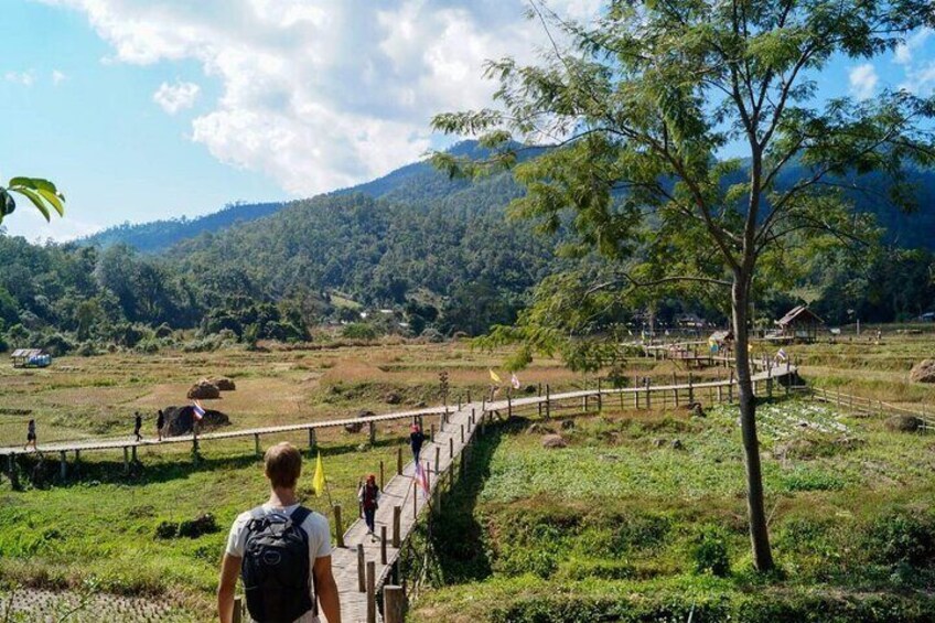 3 Days Pai Adventure Sightseeing Tour from Chiang Mai