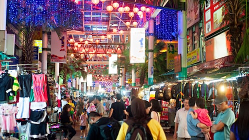 Kuala Lumpur Half-Day Shopping & Local Streets Exploration