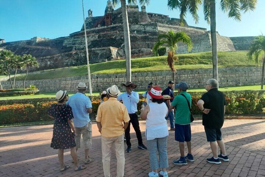 Visit to the impressive San Felipe Castle.