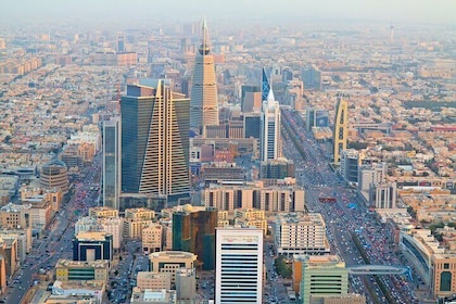 Full-Day Guided Riyadh City Tour with lunch and Pick up