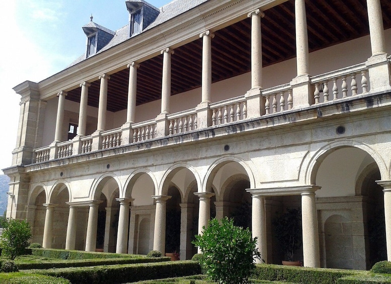 Picture 4 for Activity San Lorenzo de El Escorial: Monastery and Site Guided Tour